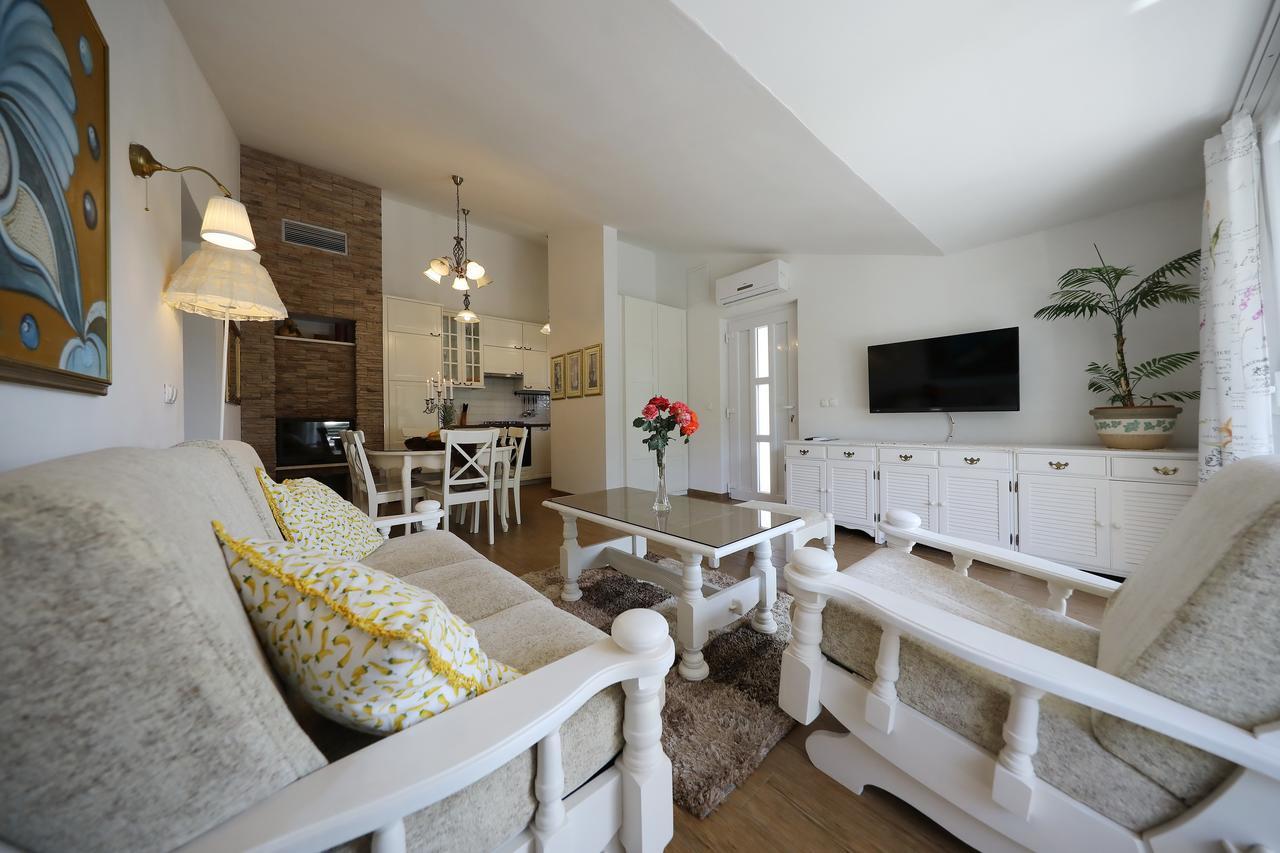 Apartments Mirakul Задар Екстериор снимка