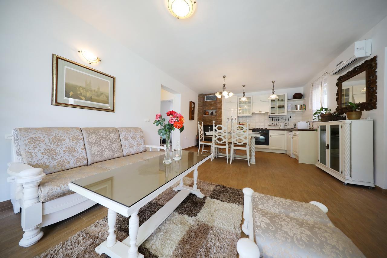 Apartments Mirakul Задар Екстериор снимка